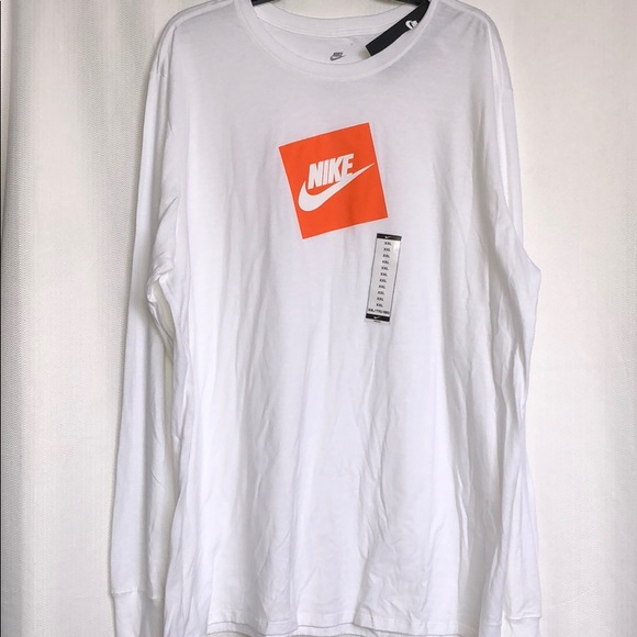 (1:XL Only) Nike ‘Futura Box’ Tee - Picture 2 of 6